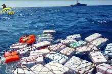 Pakete mit zwei Tonnen Kokain im Meer gefunden
