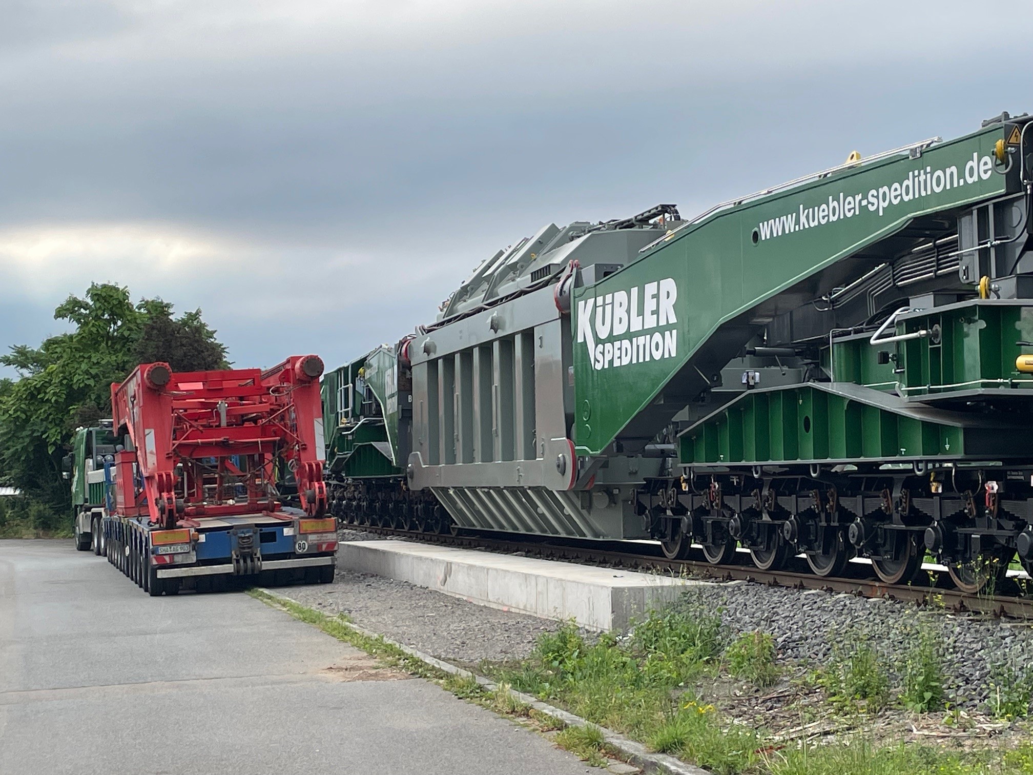 Dritter Trafo per Bahn in Weinheim angekommen WNOZ