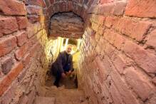 Vergessener Gang in Burganlage nach Jahrhunderten entdeckt
