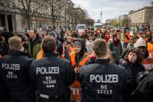 Klimaaktivisten starten Blockaden in Berlin
