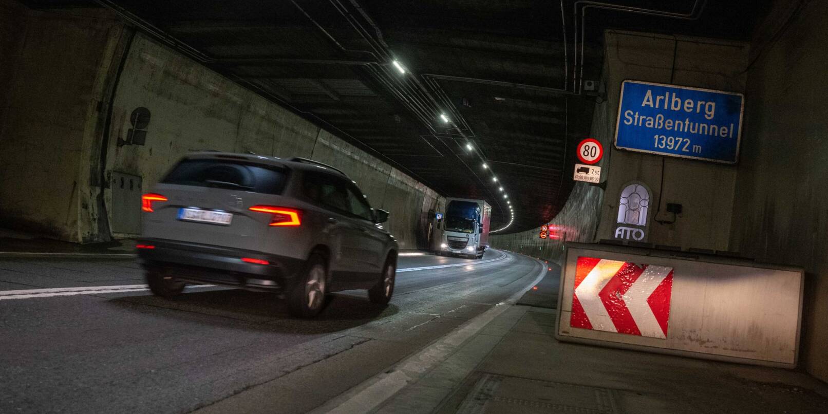 Der Arlbergtunnel soll pünktlich zur Wintersaison wieder eröffnet werden. Der Arlbergtunnel soll pünktlich zur Wintersaison wieder eröffnet werden.