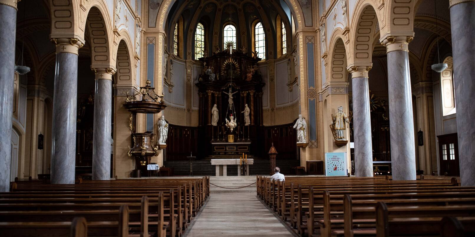 Der Kirchensaal von St. Laurentius: Die Seelsorgeeinheit Weinheim-Hirschberg zieht ihre Konsequenzen aus den Fehlern der katholischen Kirche.