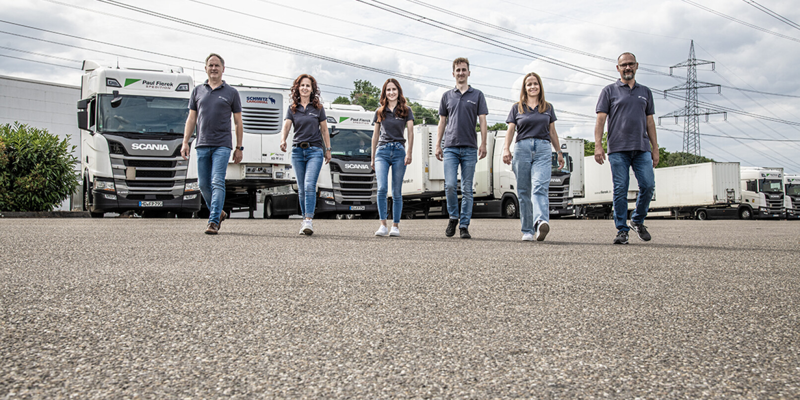Frank Fierek, Silke Fierek, Alina Fierek, Luca Fierek, Katja Fierek, Michael Fierek (von links). Frank Fierek, Silke Fierek, Alina Fierek, Luca Fierek, Katja Fierek, Michael Fierek (von links).