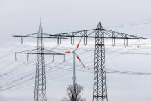 Kretschmann will schnelleren Ausbau der Stromtrassen 
