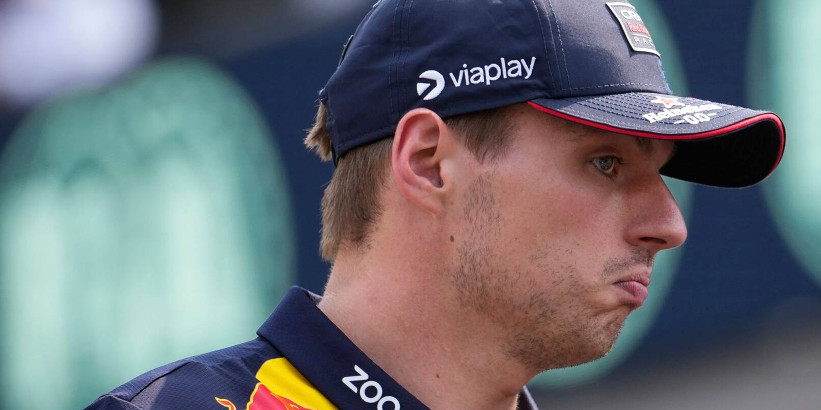 Max Verstappen hat kein Verständnis für seine Schimpfwort-Strafe. Max Verstappen hat kein Verständnis für seine Schimpfwort-Strafe.