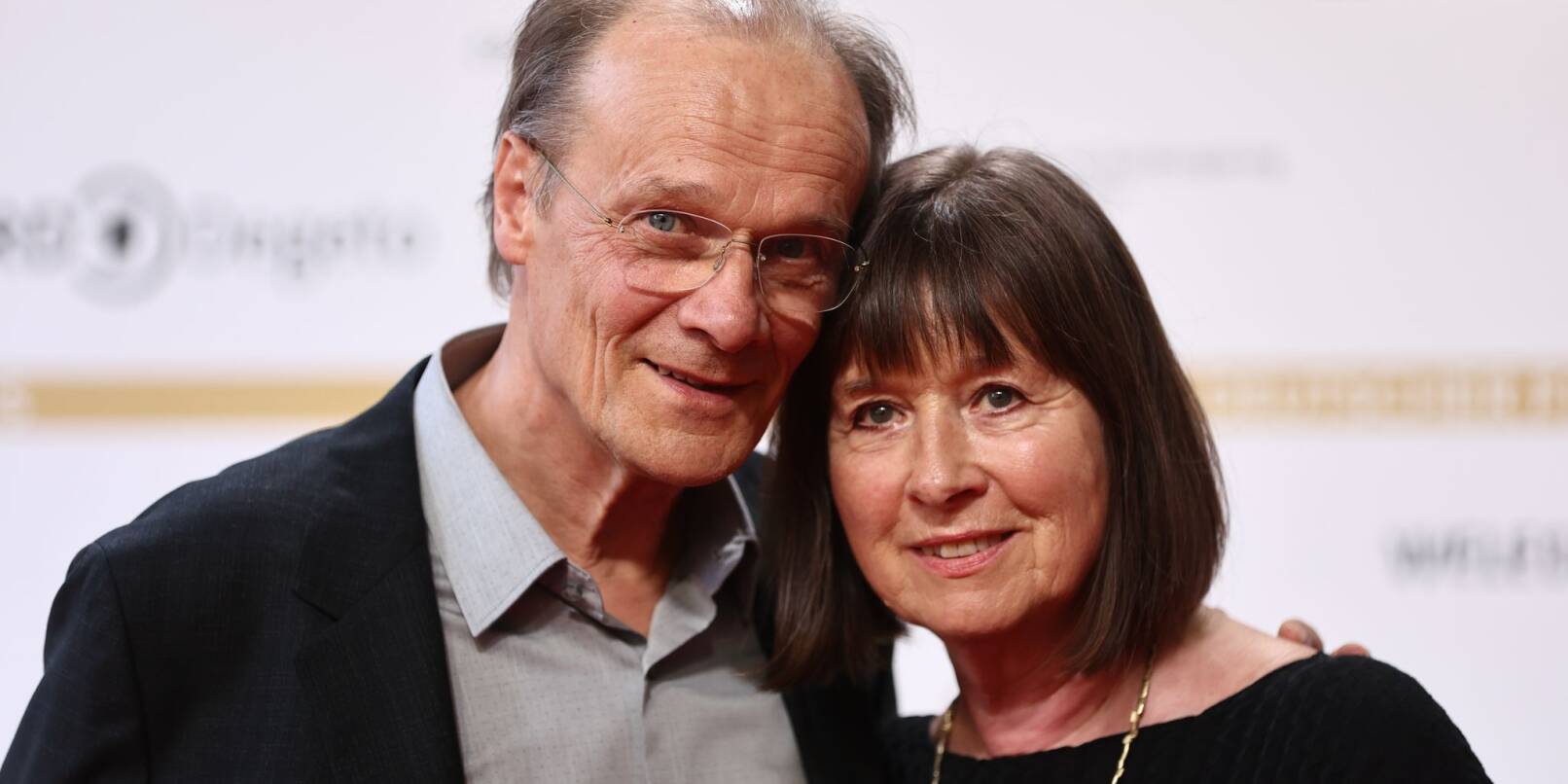 Schaupieler Edgar Selge findet, dass die Gesellschaft psychisch labile Menschen begleiten muss. Schaupieler Edgar Selge findet, dass die Gesellschaft psychisch labile Menschen begleiten muss.