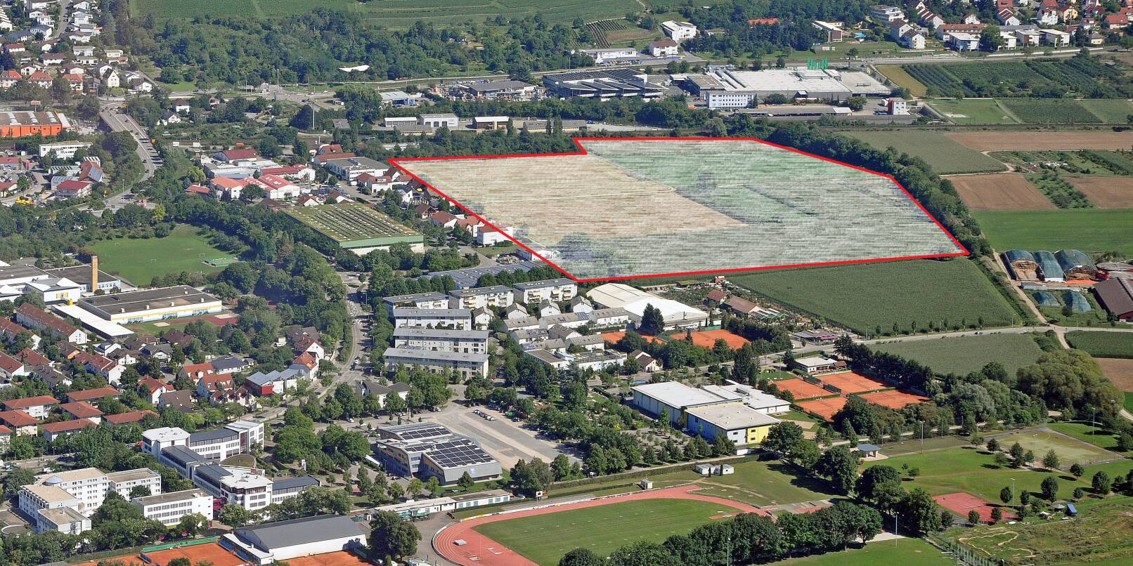 Südlich der Olbrichtstraße befindet sich der Bereich Hintere Mult (markierte Fläche). Dort wird seit 2017 ein Gewerbegebiet geplant. Das Verfahren ist aber immer noch nicht abgeschlossen. Südlich der Olbrichtstraße befindet sich der Bereich Hintere Mult (markierte Fläche). Dort wird seit 2017 ein Gewerbegebiet geplant. Das Verfahren ist aber immer noch nicht abgeschlossen.