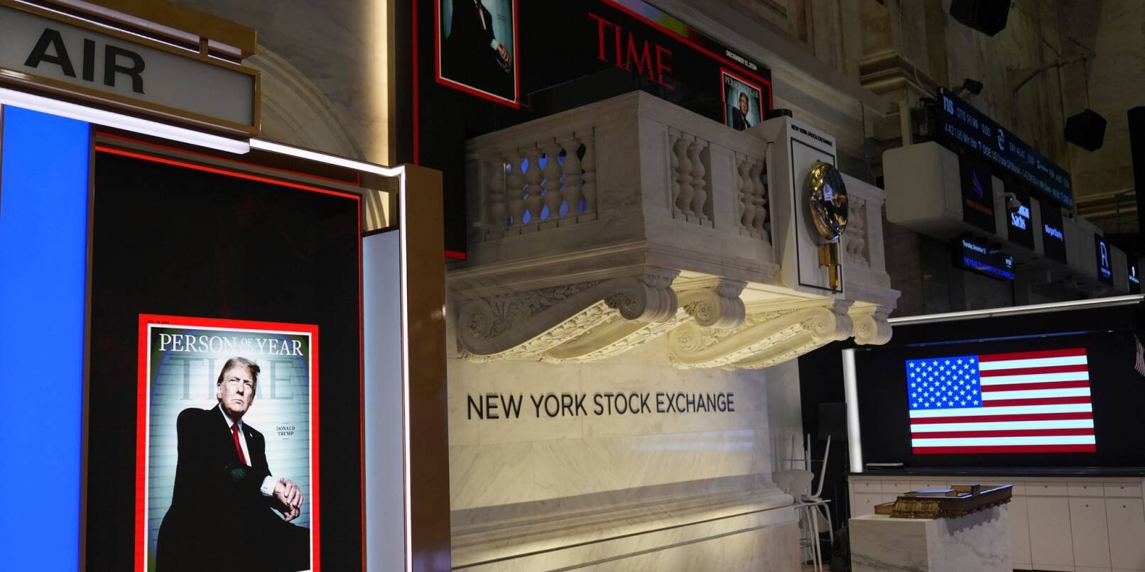 Trump läutet Handel an New Yorker Börse ein Trump läutet Handel an New Yorker Börse ein