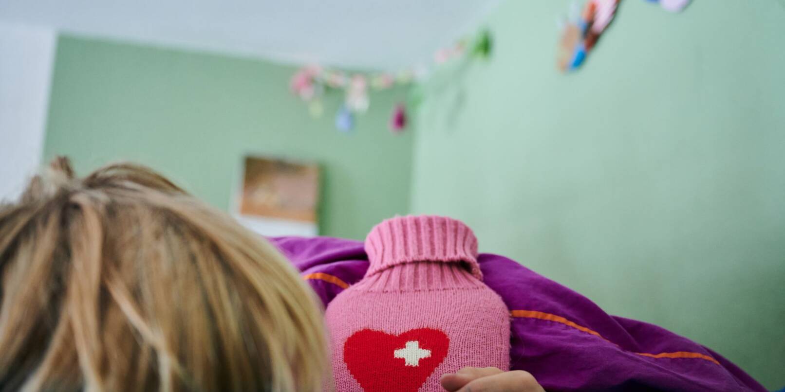 Kinder mit Pims entwickeln Wochen nach einer Corona-Infektion beispielsweise hohes Fieber und Hautausschläge. (Symbolbild) Kinder mit Pims entwickeln Wochen nach einer Corona-Infektion beispielsweise hohes Fieber und Hautausschläge. (Symbolbild)