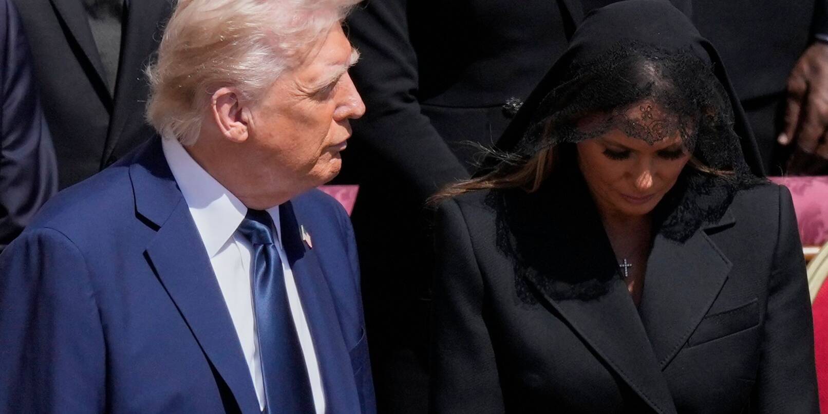 Vor einer Woche nahm Trump noch an den Trauerfeierlichkeiten für Papst Franziskus in Rom teil. (Archivbild) Vor einer Woche nahm Trump noch an den Trauerfeierlichkeiten für Papst Franziskus in Rom teil. (Archivbild)