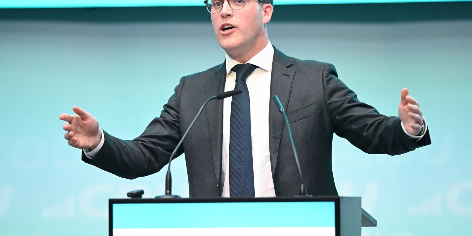 Er will 2026 Ministerpräsident werden. Er will 2026 Ministerpräsident werden.
