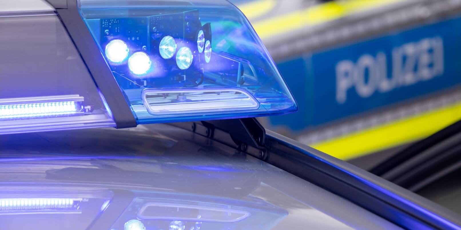Ein junger Autofahrer ist nach einem Unfall bei Heiligenberg seinen Verletzungen erlegen. (Symbolbild) Ein junger Autofahrer ist nach einem Unfall bei Heiligenberg seinen Verletzungen erlegen. (Symbolbild)