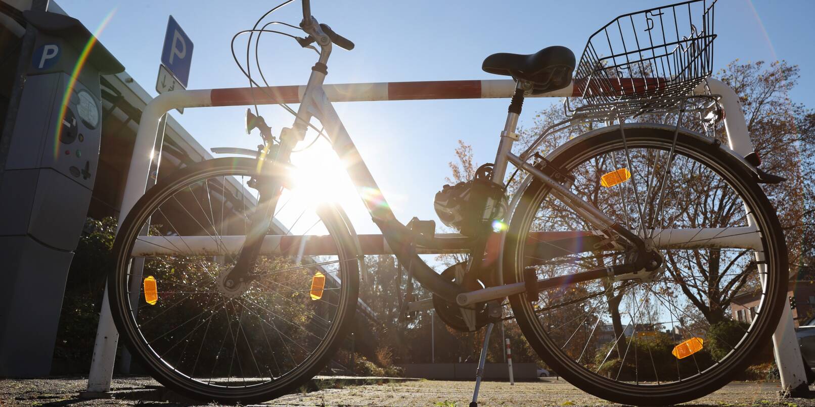 19 Prozent der Verkehrsteilnehmer nutzen in Weinheim das Fahrrad. Der Anteil am Verkehrsraum ist deutlich kleiner. 19 Prozent der Verkehrsteilnehmer nutzen in Weinheim das Fahrrad. Der Anteil am Verkehrsraum ist deutlich kleiner.