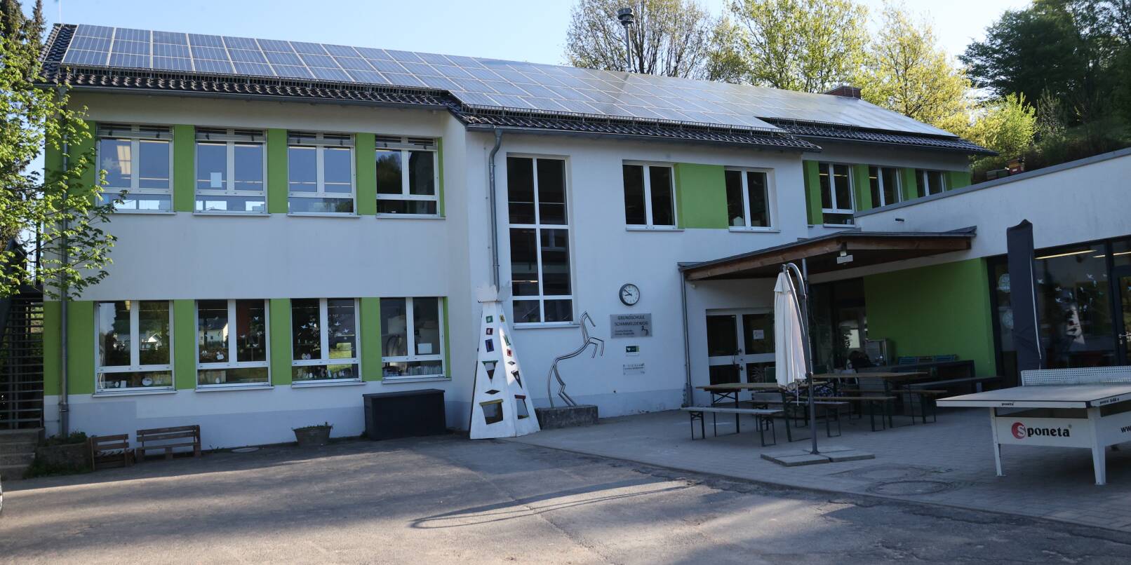 Die Grundschule Schimmeldewog versteht sich als Lern- und Lebensraum - und ist dafür erneut für den Deutschen Schulpreis nominiert. Die Grundschule Schimmeldewog versteht sich als Lern- und Lebensraum - und ist dafür erneut für den Deutschen Schulpreis nominiert.