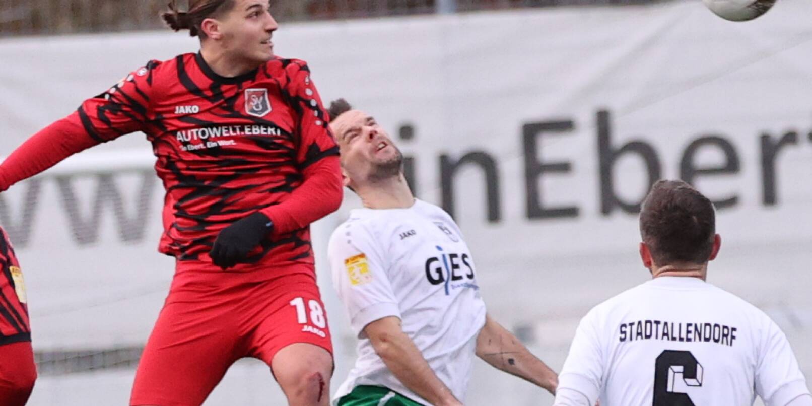 Für den SV Unter-Flockenbach ist am Samstagein Heimsieg gegen den Hessenliga-Letzten TSV Steinbach Haiger II Pflicht, um die Chance auf den Klassenerhalt wahren zu können. Der Einsatz von Luca Kaiser (links) ist jedoch fraglich. Für den SV Unter-Flockenbach ist am Samstagein Heimsieg gegen den Hessenliga-Letzten TSV Steinbach Haiger II Pflicht, um die Chance auf den Klassenerhalt wahren zu können. Der Einsatz von Luca Kaiser (links) ist jedoch fraglich.