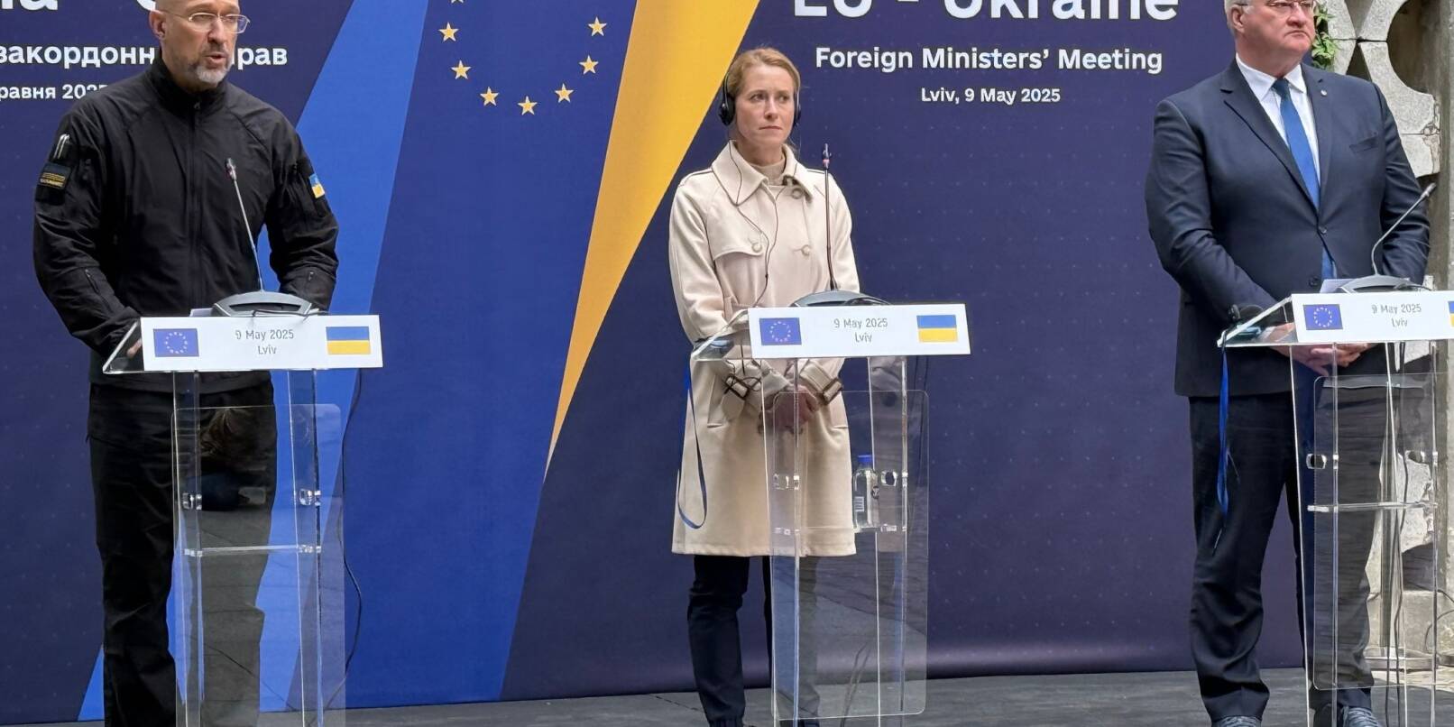 Die EU-Außenbeauftragte Kallas und die Außenminister der EU-Staaten kamen in Lwiw mit Vertretern der Ukraine zusammen. Die EU-Außenbeauftragte Kallas und die Außenminister der EU-Staaten kamen in Lwiw mit Vertretern der Ukraine zusammen.