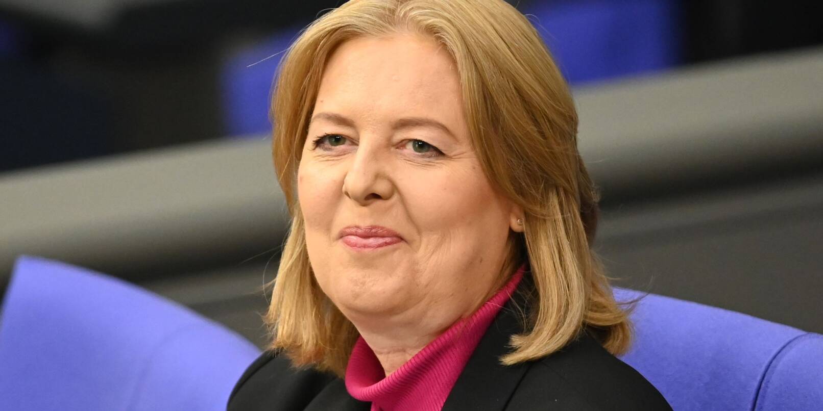 Der Beamtenbund ist strikt gegen die Forderung der neuen Ministerin. (Archivbild) Der Beamtenbund ist strikt gegen die Forderung der neuen Ministerin. (Archivbild)