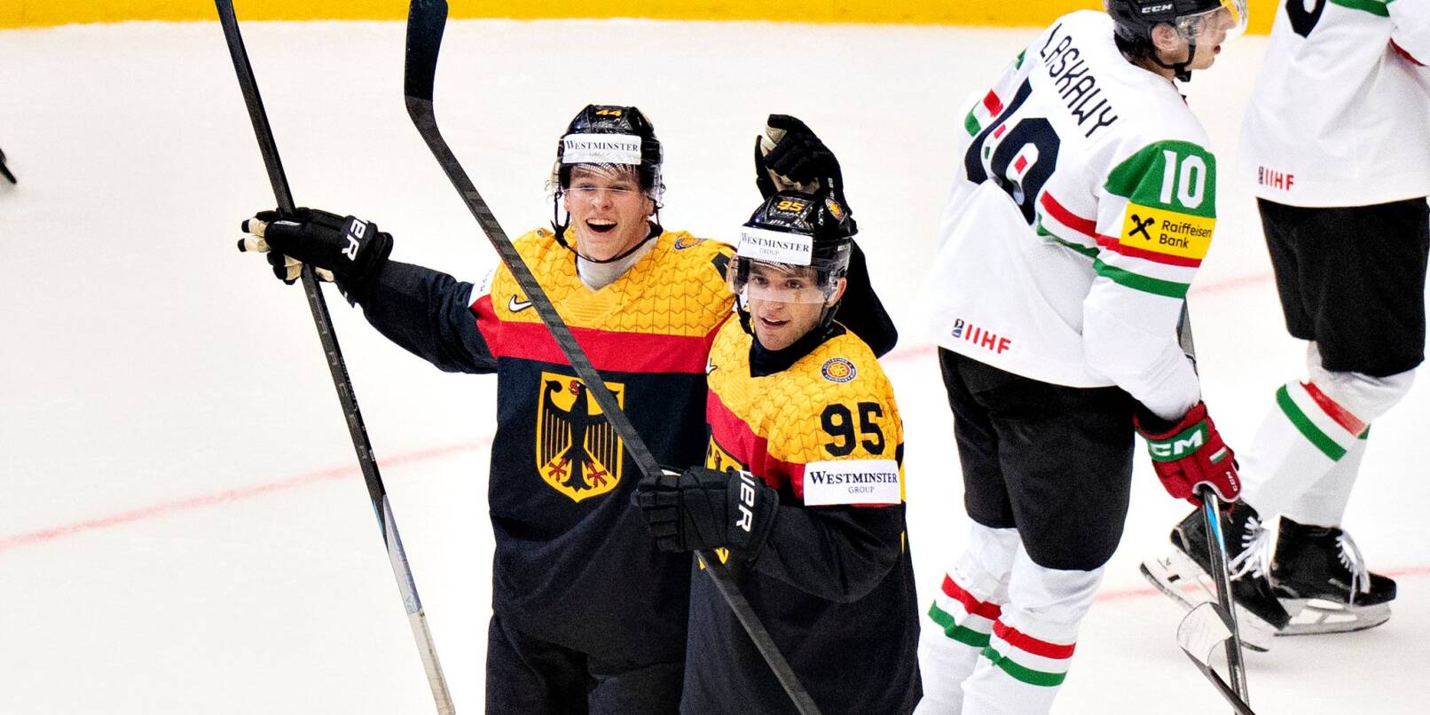 Die Eishockey-Nationalmannschaft startete erfolgreich in die WM. Die Eishockey-Nationalmannschaft startete erfolgreich in die WM.