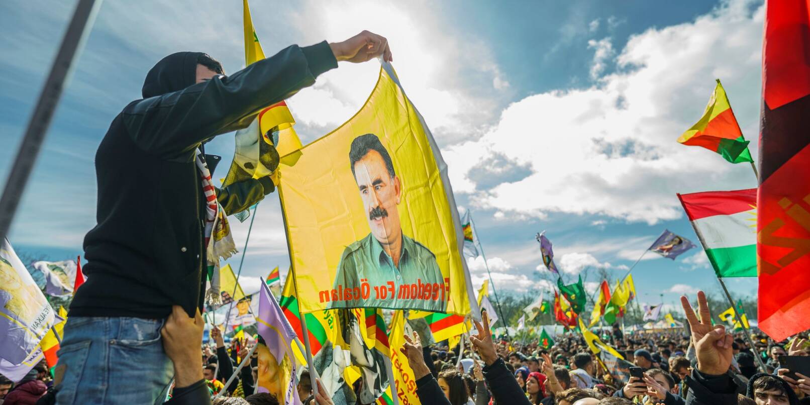Auflösung der verbotenen kurdischen Arbeiterpartei PKK (Archivbild) Auflösung der verbotenen kurdischen Arbeiterpartei PKK (Archivbild)