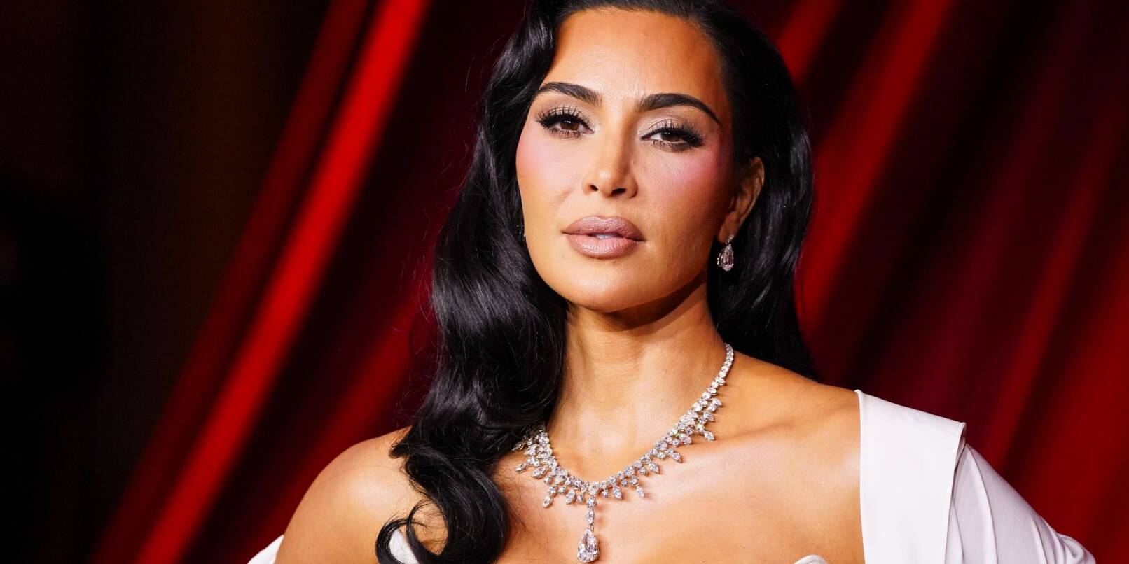 Vor Gericht in Paris wird Kim Kardashian den Männern gegenüberstehen, die nach Überzeugung der Anklage für den Überfall auf sie in einem Pariser Hotel 2016 verantwortlich sind. (Archivbild) Vor Gericht in Paris wird Kim Kardashian den Männern gegenüberstehen, die nach Überzeugung der Anklage für den Überfall auf sie in einem Pariser Hotel 2016 verantwortlich sind. (Archivbild)