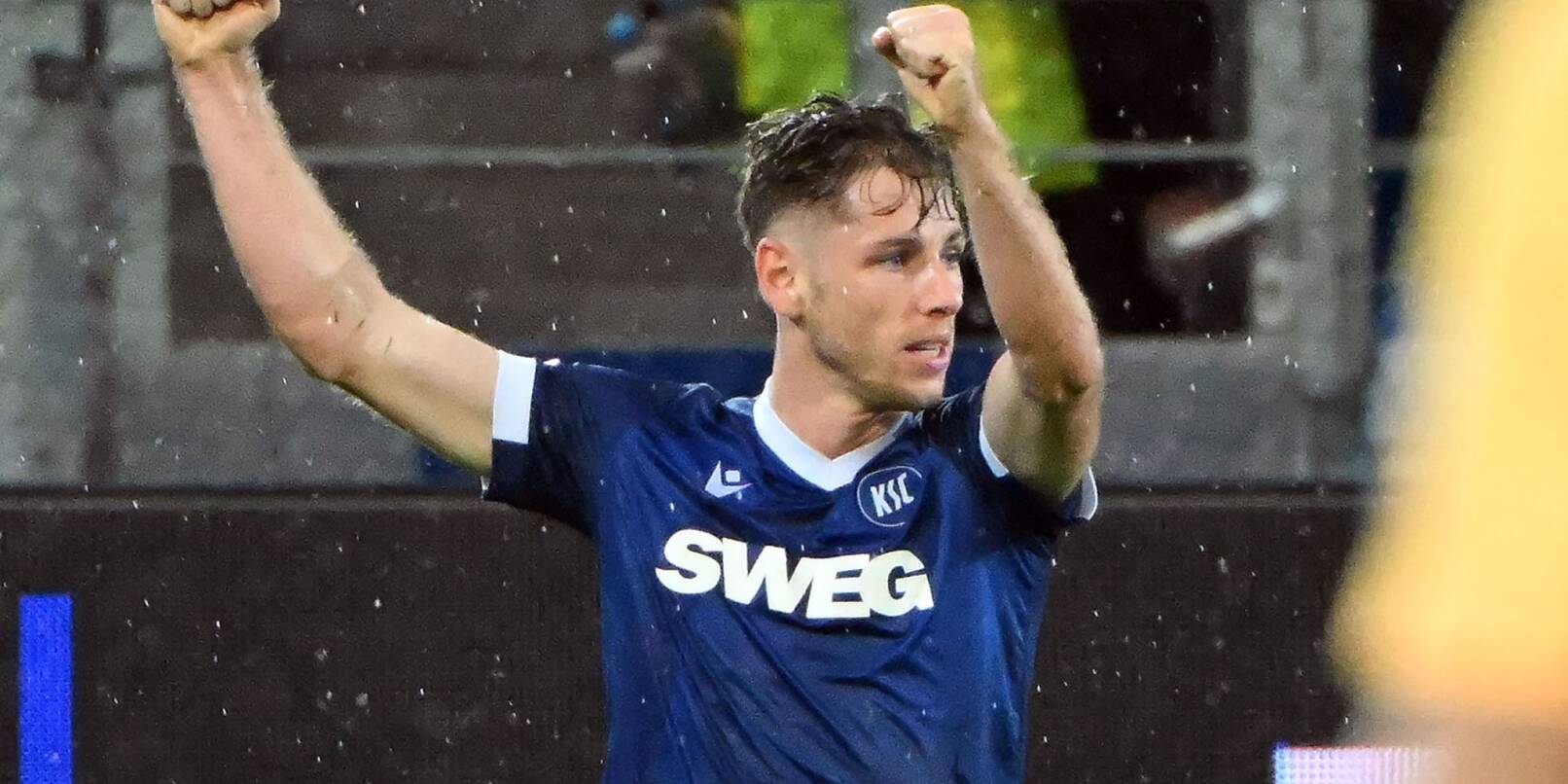 Zurück in die Heimat: Leon Jensen verlässt Karlsruhe und spielt künftig wieder für Hertha BSC. Zurück in die Heimat: Leon Jensen verlässt Karlsruhe und spielt künftig wieder für Hertha BSC.