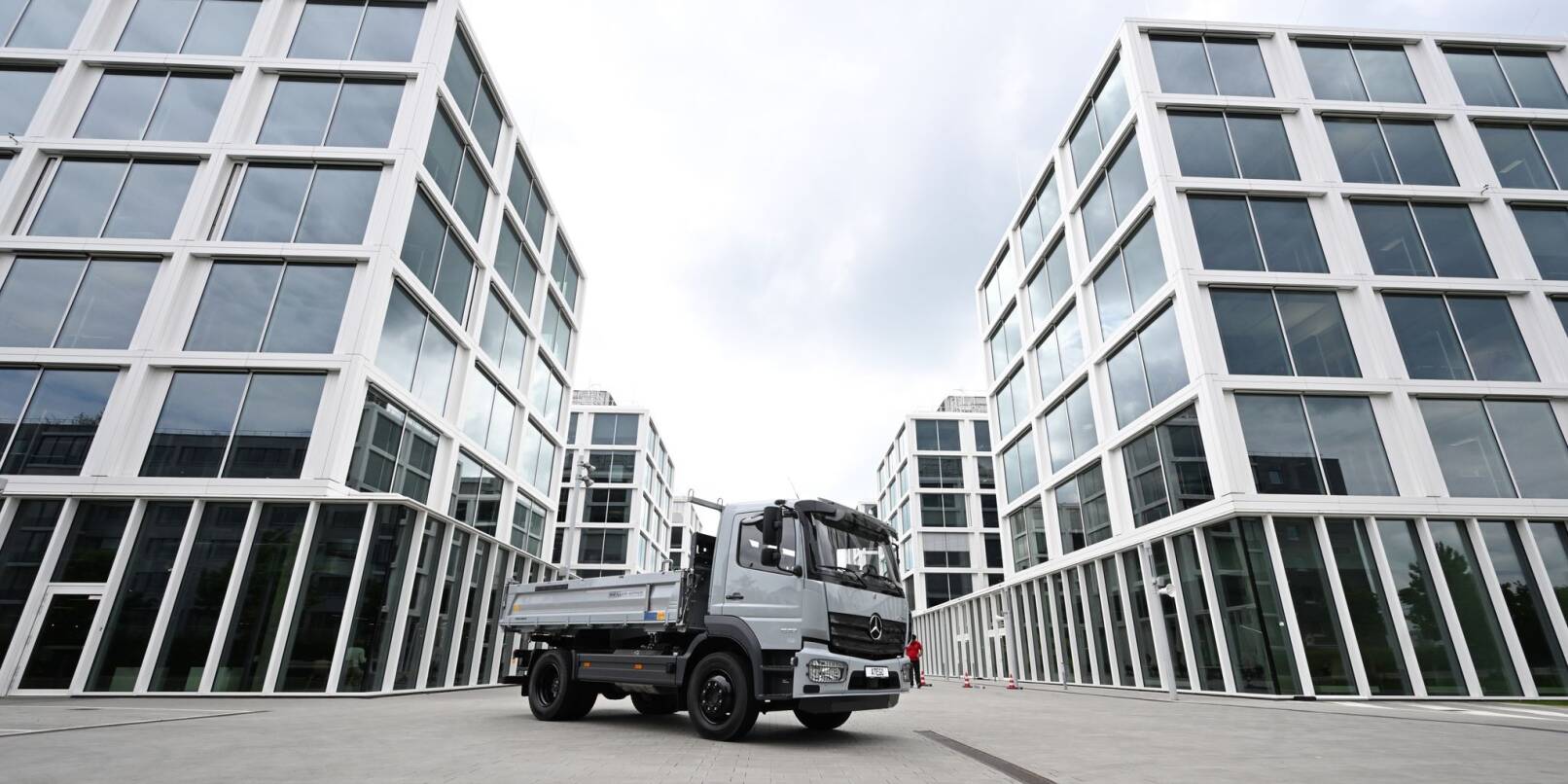 Daimler Truck ist überraschend gut ins neue Jahr gestartet. (Archivbild) Daimler Truck ist überraschend gut ins neue Jahr gestartet. (Archivbild)