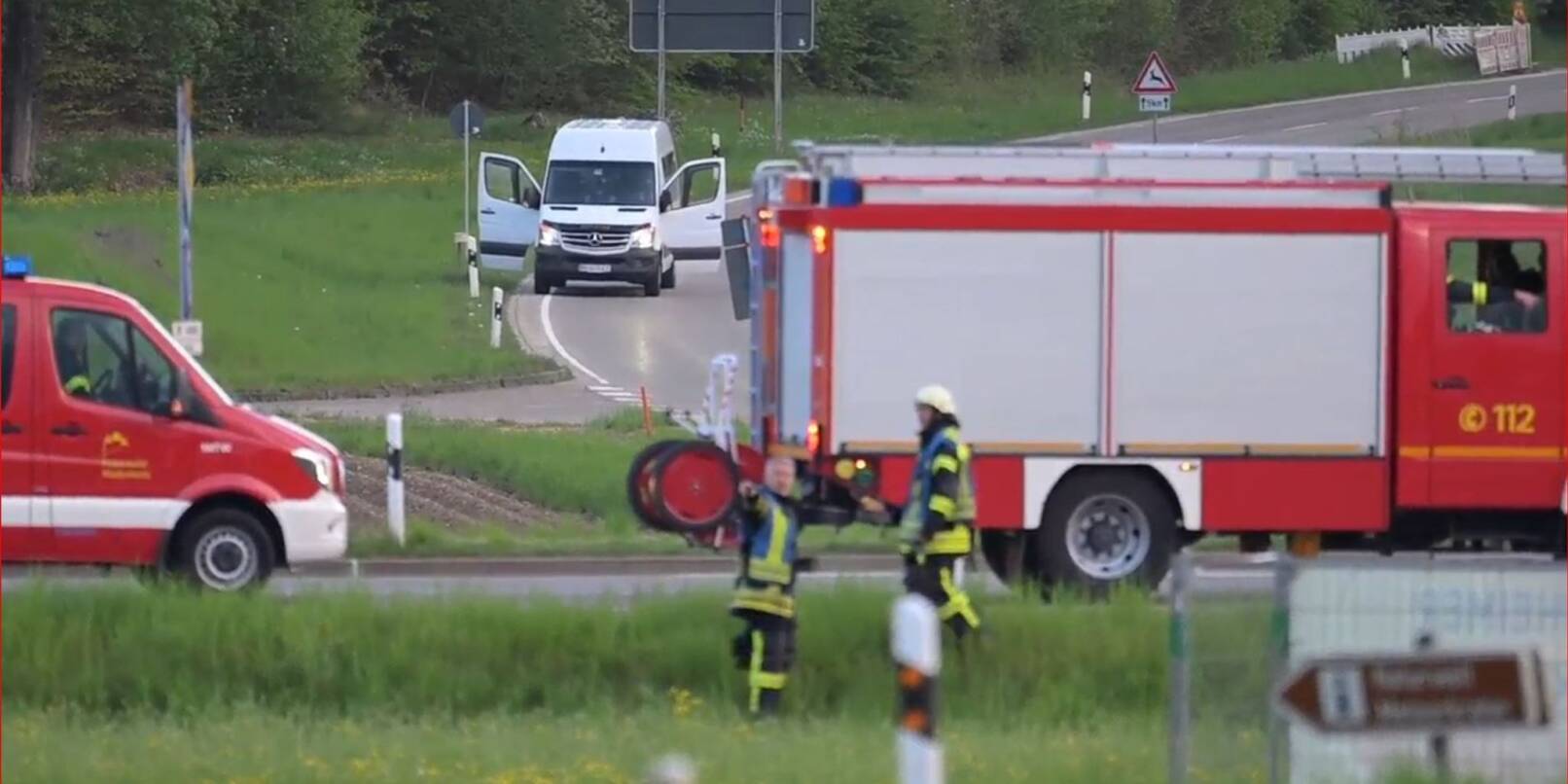 Der Großeinsatz im Kreis Heidenheim Anfang Mai steht nach Informationen aus Sicherheitskreisen im Zusammenhang mit aktuellen Ermittlungen der Bundesanwaltschaft. Der Großeinsatz im Kreis Heidenheim Anfang Mai steht nach Informationen aus Sicherheitskreisen im Zusammenhang mit aktuellen Ermittlungen der Bundesanwaltschaft.