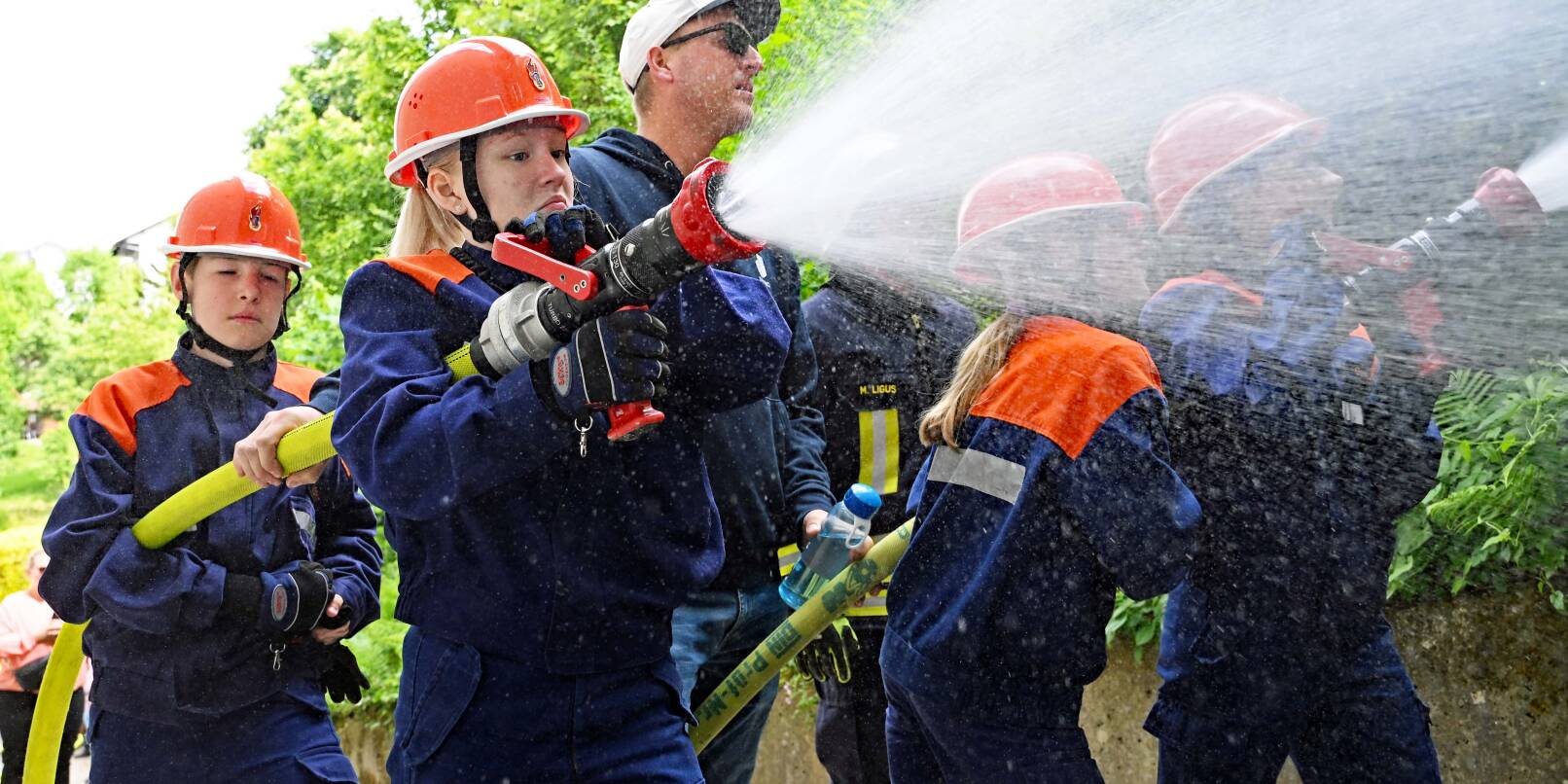 Eingespielt wie ein Uhrwerk waren die Jugendfeuerwehren in Wald-Michelbach am vergangenen Samstag. Eingespielt wie ein Uhrwerk waren die Jugendfeuerwehren in Wald-Michelbach am vergangenen Samstag.