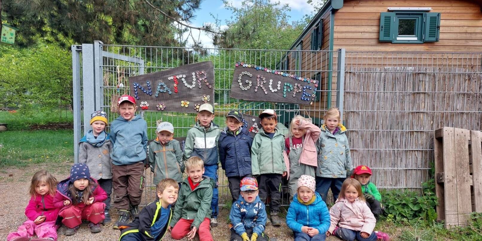 Naturgruppe des Kindergarten Purzelbär. Naturgruppe des Kindergarten Purzelbär.