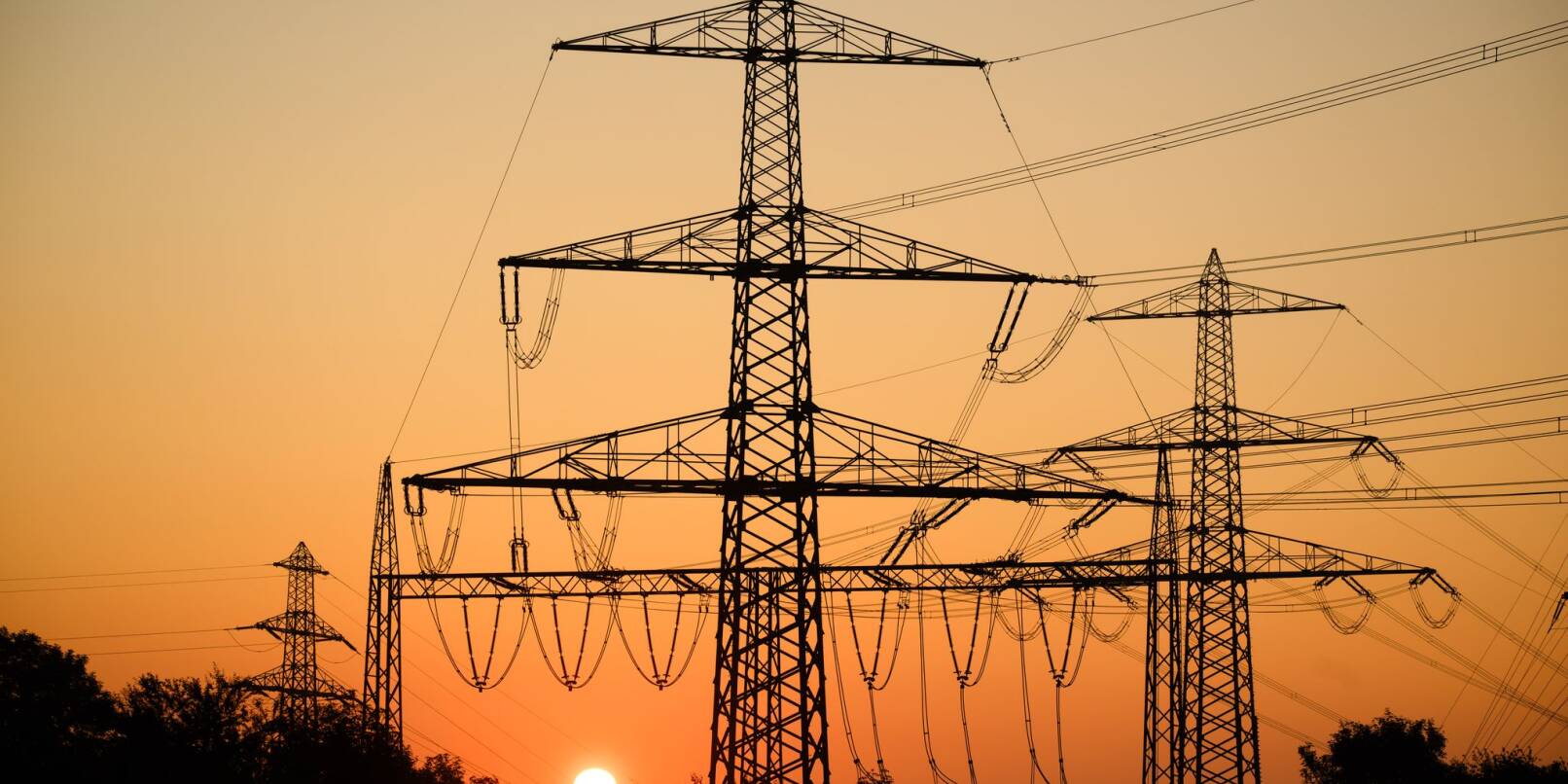 Ausschlaggebend für die schwache Entwicklung der Erzeugerpreise waren einmal mehr die Energiekosten. Vor allem bei elektrischem Strom und bei Mineralölerzeugnissen gingen die Preise zurück. Ausschlaggebend für die schwache Entwicklung der Erzeugerpreise waren einmal mehr die Energiekosten. Vor allem bei elektrischem Strom und bei Mineralölerzeugnissen gingen die Preise zurück.
