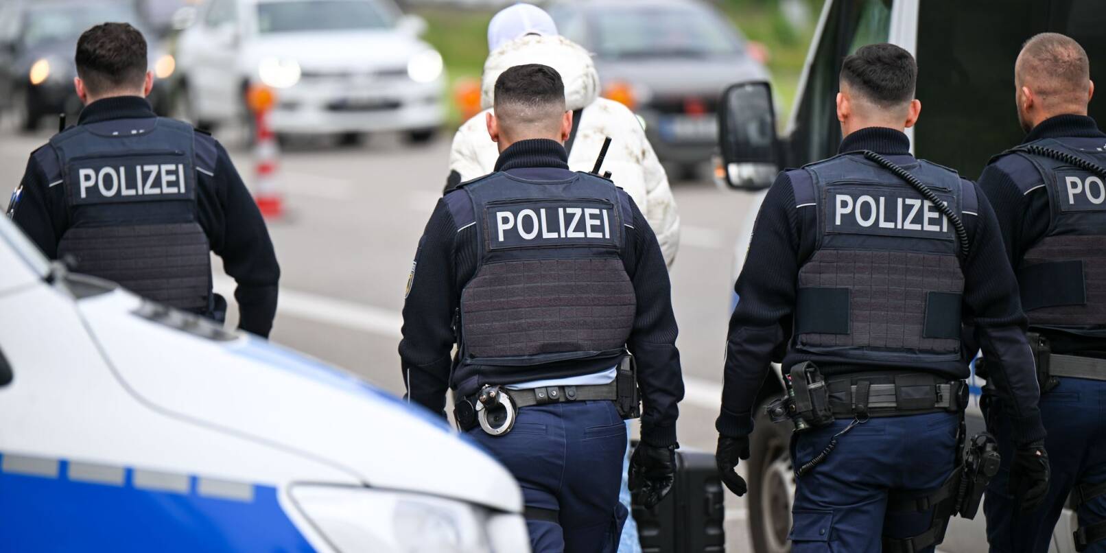 Die verstärkten Grenzkontrollen betreffen Reisende und Pendler. (Archivbild) Die verstärkten Grenzkontrollen betreffen Reisende und Pendler. (Archivbild)
