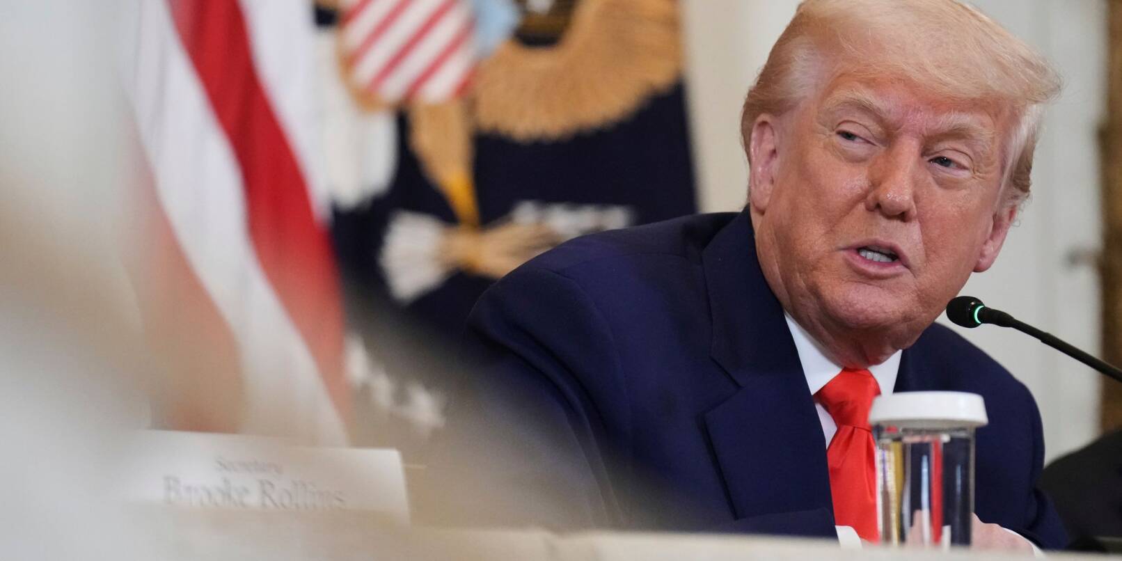 Trump droht der EU mit Zöllen - und gibt sich vorerst wenig kompromissbereit. Trump droht der EU mit Zöllen - und gibt sich vorerst wenig kompromissbereit.