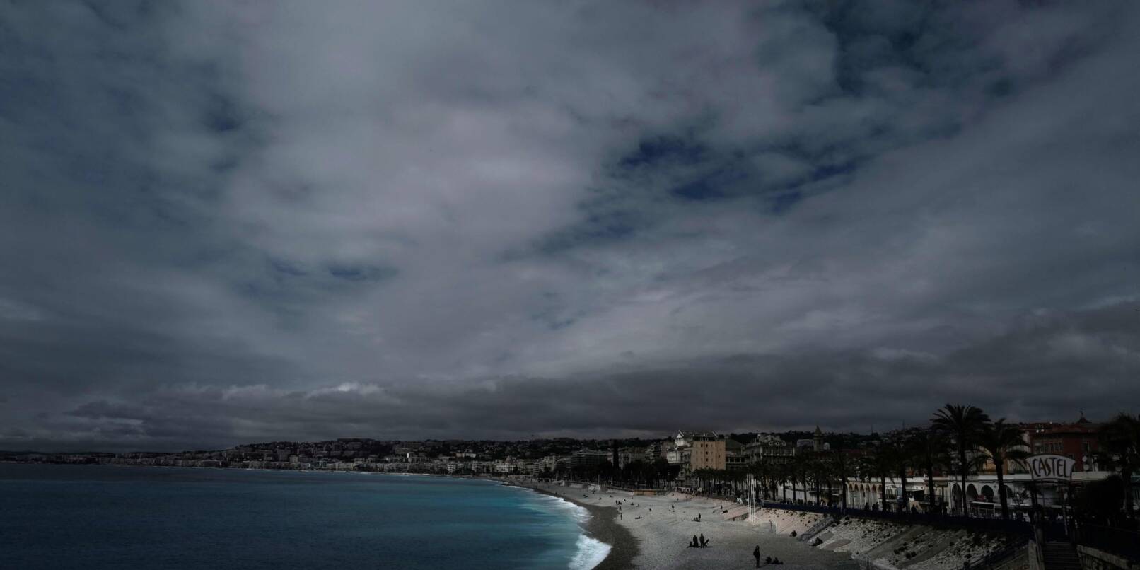 Einen Tag nach einem Stromausfall in Cannes war auch in Nizza kurz der Strom weg. (Archivbild) Einen Tag nach einem Stromausfall in Cannes war auch in Nizza kurz der Strom weg. (Archivbild)