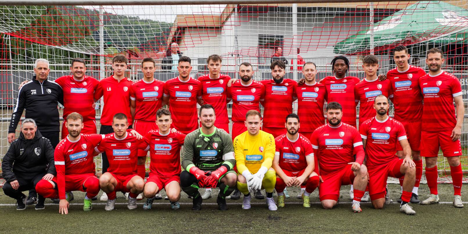 Stolz auf Platz drei ist der TSV Aschbach, auch wenn der Kreisoberliga-Aufstieg am Ende nicht geklappt hat. Stolz auf Platz drei ist der TSV Aschbach, auch wenn der Kreisoberliga-Aufstieg am Ende nicht geklappt hat.