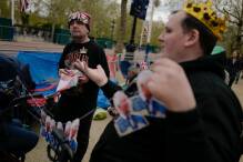 Erste Royal-Fans campen in London entlang der Krönungsroute

