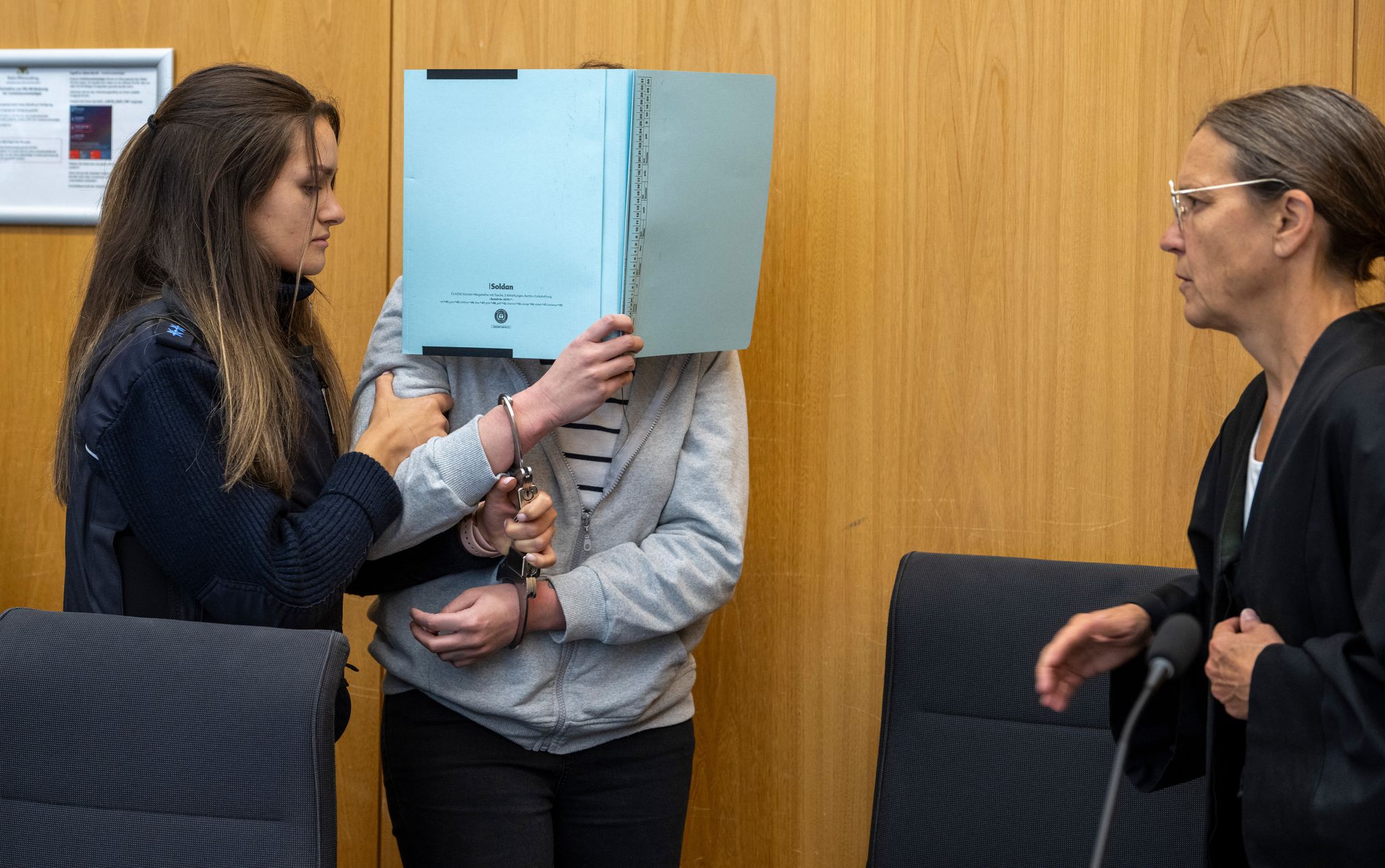Sie wollte Serienmörderin werden: Lebenslang für 26-Jährige | WNOZ