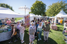 So schön ist die Lifestylemesse "LebensArt" am Weinheimer Waidsee So schön ist die Lifestylemesse "LebensArt" am Weinheimer Waidsee
