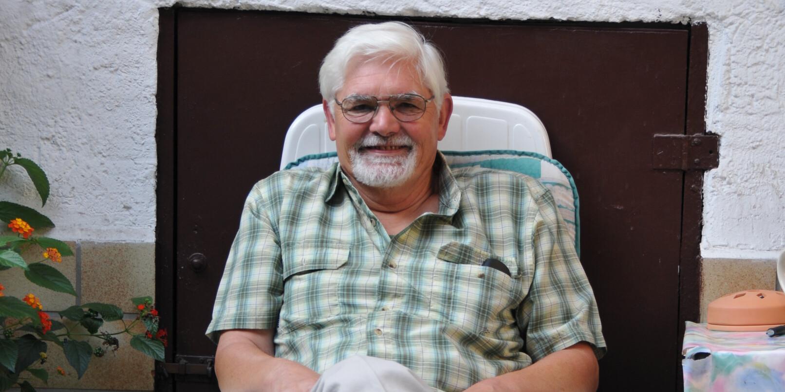 Immer ganz nah an den Menschen: Walter Pflästerer ist tot. Immer ganz nah an den Menschen: Walter Pflästerer ist tot.