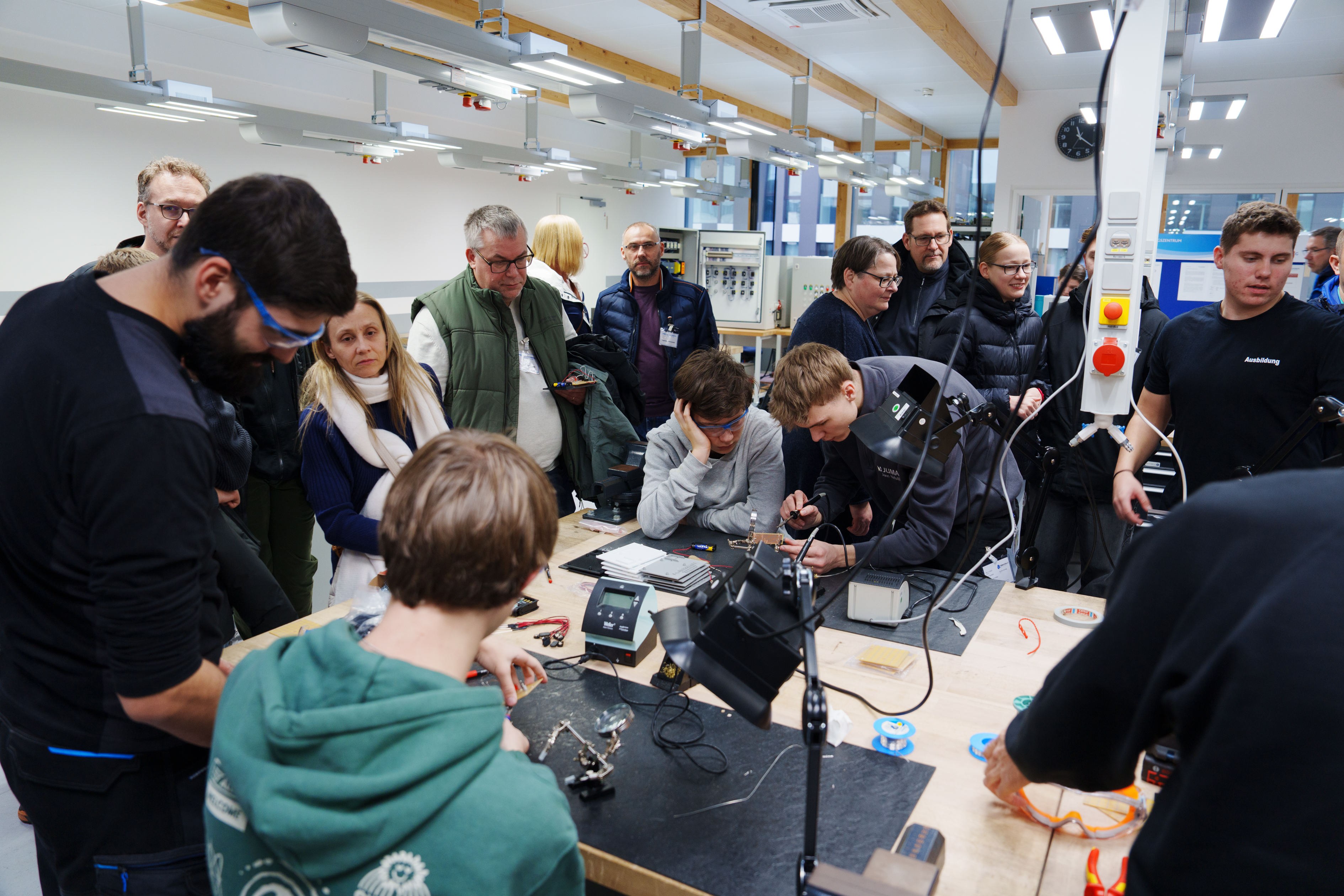 Infotag Technik in Weinheim: Freudenberg liefert Antworten
