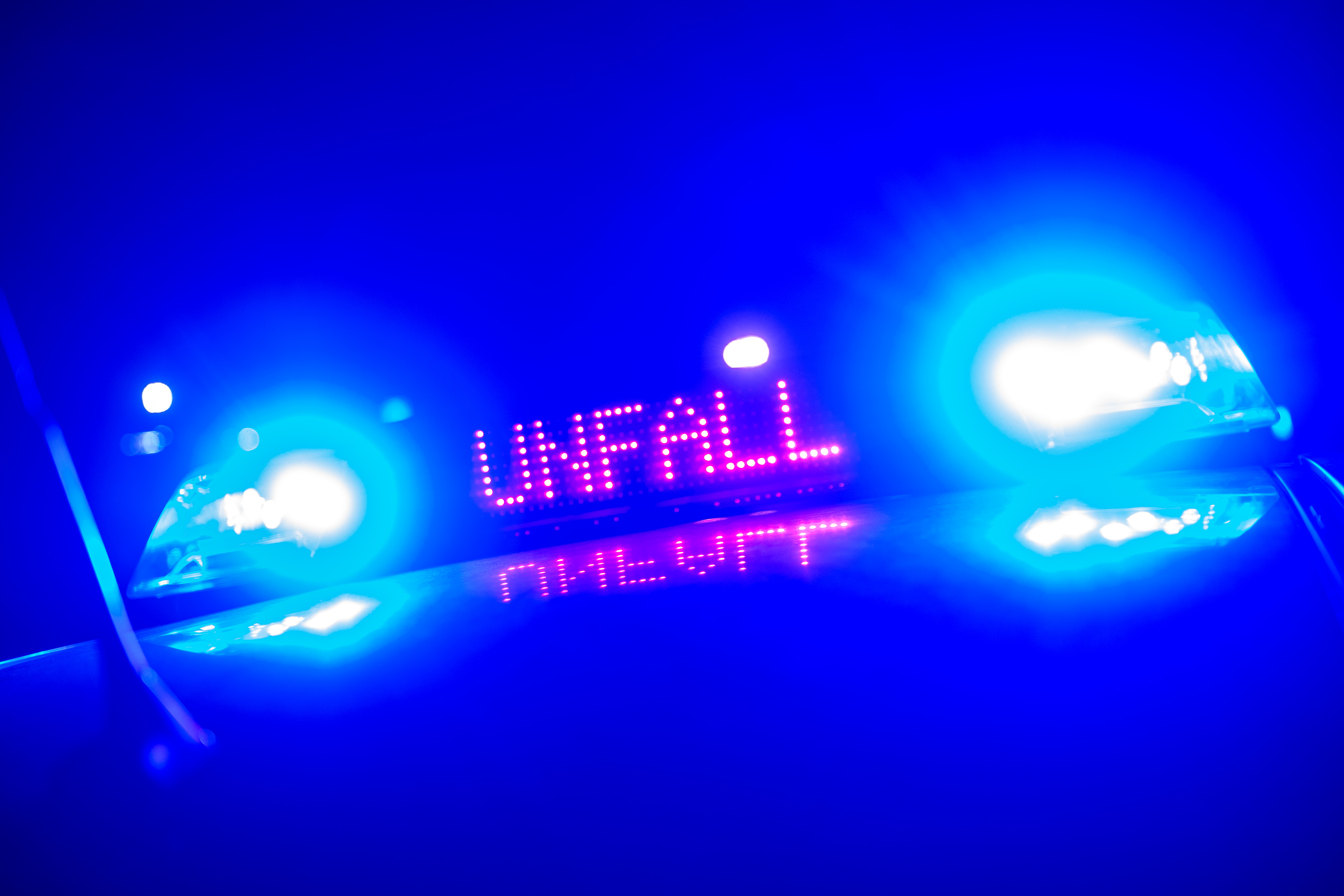 Heidelberg: Mercedes kollidiert mit Wohnmobil – hoher Schaden auf der ...