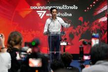 Junge Opposition holt den Wahlsieg in Thailand
