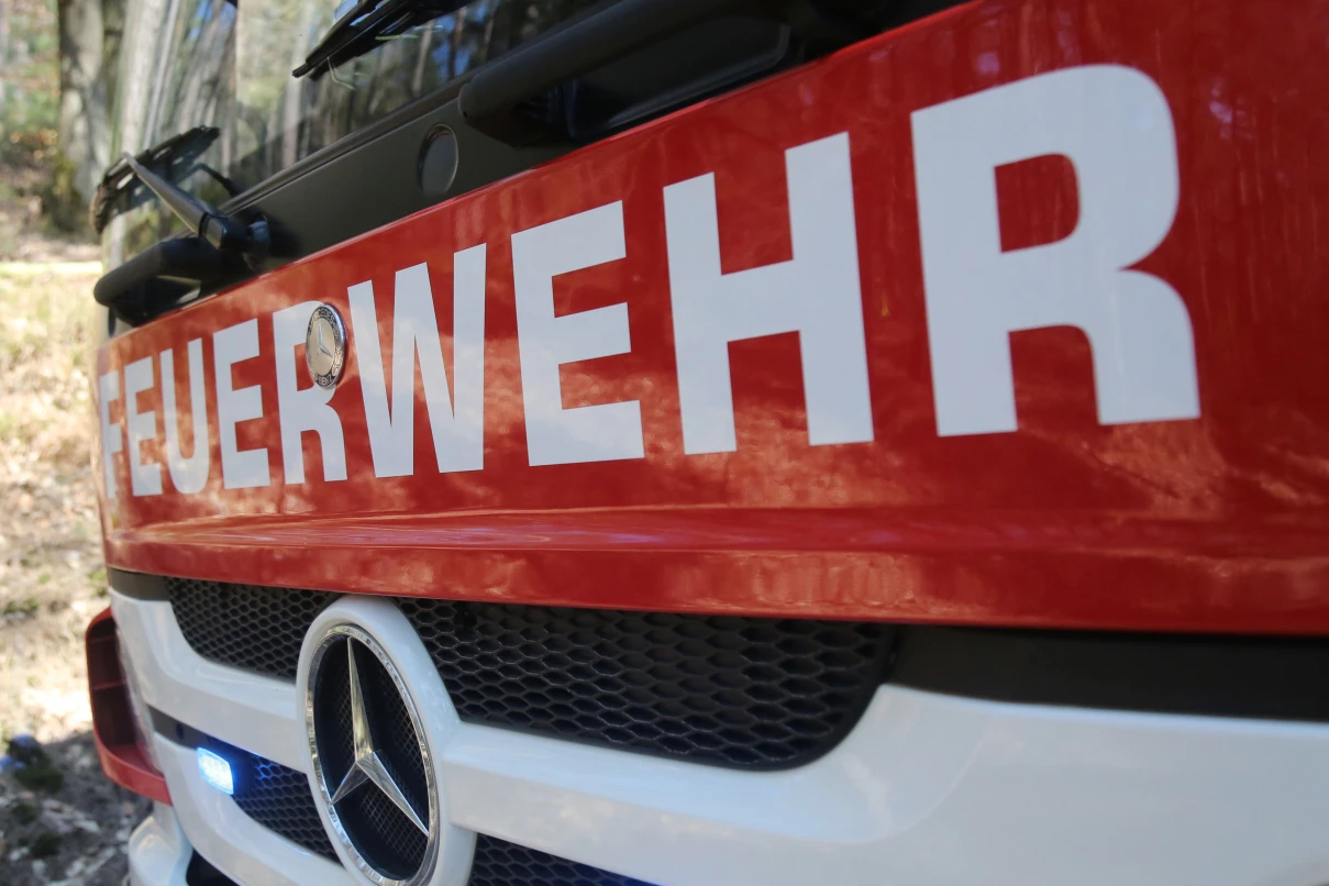 Mannheim: Vehicle engulfed in flames at gas station