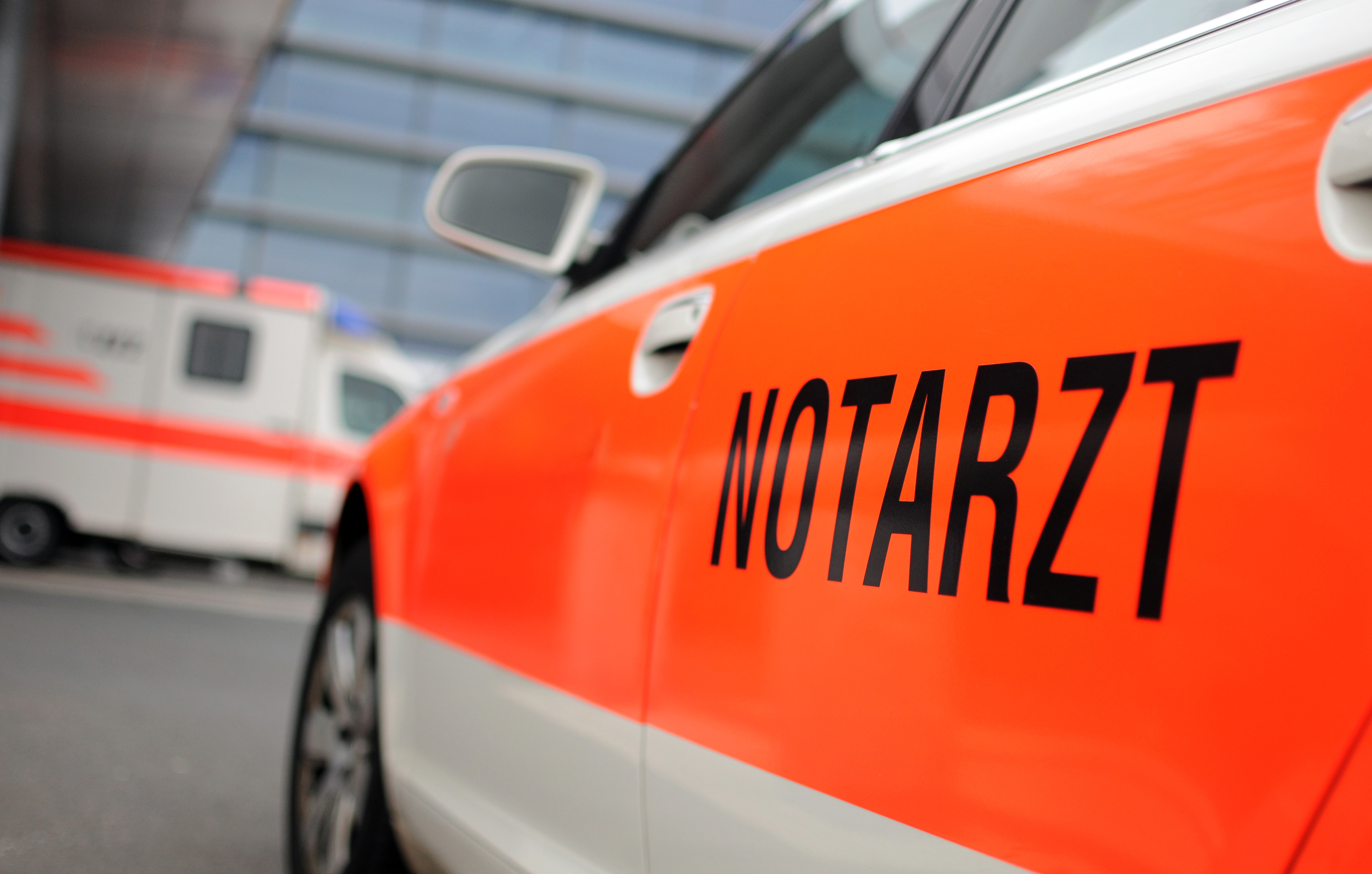 Viernheim: Female driver injured in accident with truck on A6