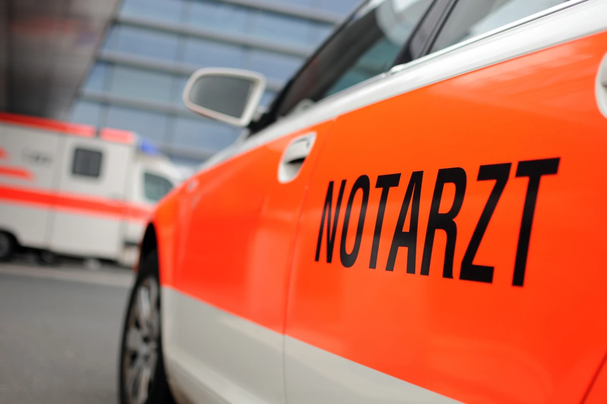 Viernheim: Female driver injured in accident with truck on A6