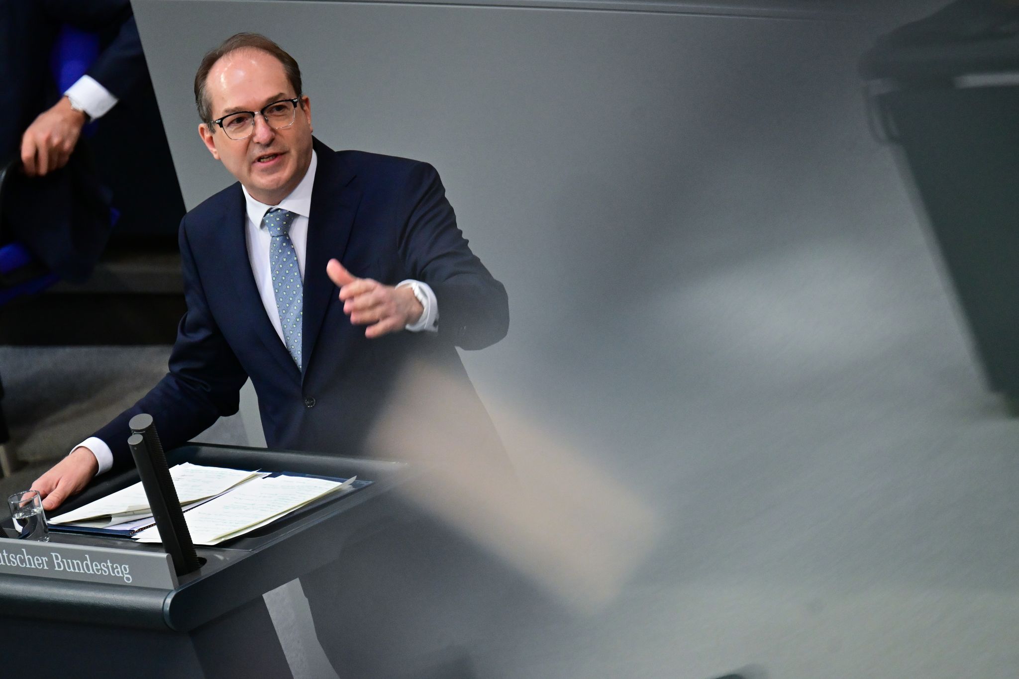 Bundestag beschließt verschärfte EU-Asylregeln - wnoz.de