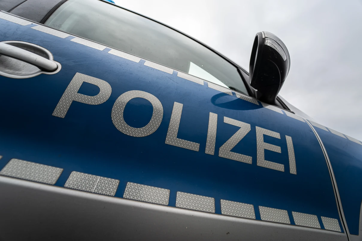 Mannheim: Polizei nimmt vierfach gesuchten 26-Jährigen fest