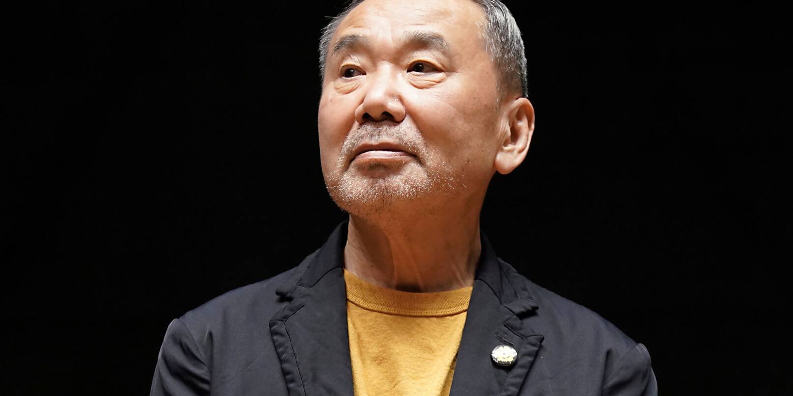 Haruki Murakami ist für seine märchenhaften und surrealen Romane bekannt.